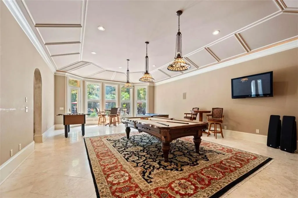720 Heards Ferry Road, Sandy Springs, Georgia 30328, 10 Bedrooms Bedrooms, ,11 BathroomsBathrooms,Residential,For Sale,720 Heards Ferry Road,7606177