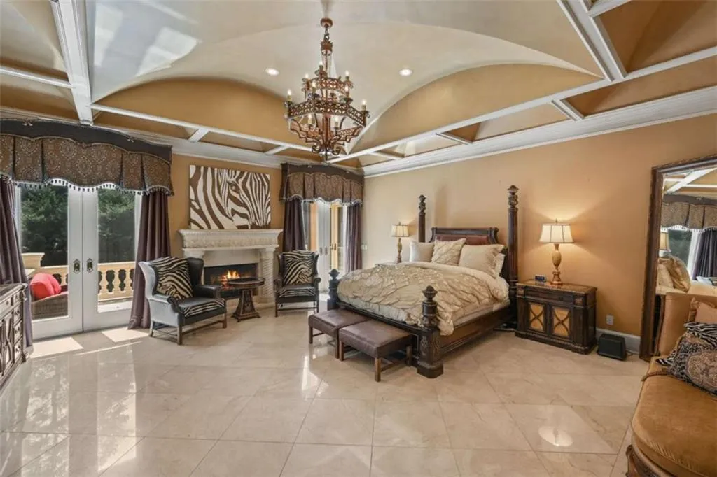 720 Heards Ferry Road, Sandy Springs, Georgia 30328, 10 Bedrooms Bedrooms, ,11 BathroomsBathrooms,Residential,For Sale,720 Heards Ferry Road,7606177