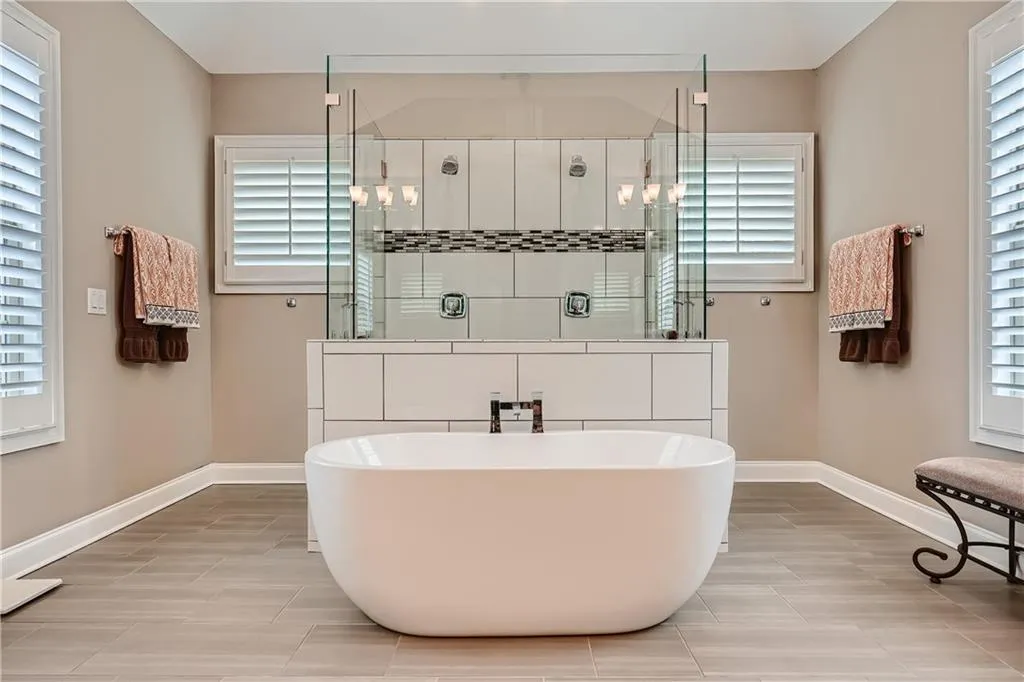 4675 Park Lane, Atlanta, Georgia 30342, 5 Bedrooms Bedrooms, ,5 BathroomsBathrooms,Residential,Sold,4675 Park Lane,7063100 4675 Park Lane, Atlanta, Georgia 30342, 5 Bedrooms Bedrooms, ,5 BathroomsBathrooms,Residential,Sold,4675 Park Lane,7063100