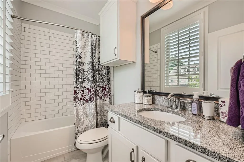 4675 Park Lane, Atlanta, Georgia 30342, 5 Bedrooms Bedrooms, ,5 BathroomsBathrooms,Residential,Sold,4675 Park Lane,7063100 4675 Park Lane, Atlanta, Georgia 30342, 5 Bedrooms Bedrooms, ,5 BathroomsBathrooms,Residential,Sold,4675 Park Lane,7063100