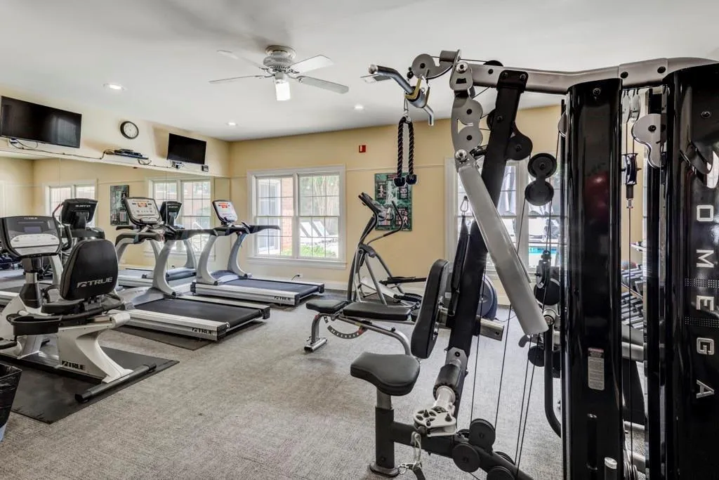 211 Colonial Homes Drive Nw Unit 1301, Atlanta, Georgia 30309, 3 Bedrooms Bedrooms, ,2 BathroomsBathrooms,Residential,For Sale,211 Colonial Homes Drive Nw Unit 1301,7366761