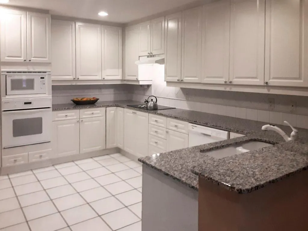 211 Colonial Homes Drive Nw Unit 1301, Atlanta, Georgia 30309, 3 Bedrooms Bedrooms, ,2 BathroomsBathrooms,Residential,For Sale,211 Colonial Homes Drive Nw Unit 1301,7366761