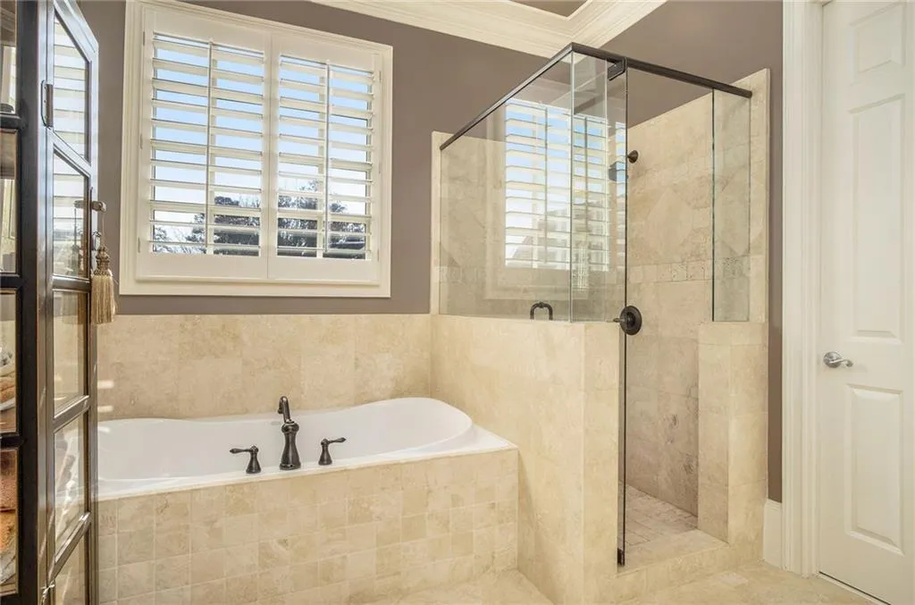 510 Trimble Lake Court, Sandy Springs, Georgia 30342, 5 Bedrooms Bedrooms, ,5 BathroomsBathrooms,Residential,Sold,510 Trimble Lake Court,6678550