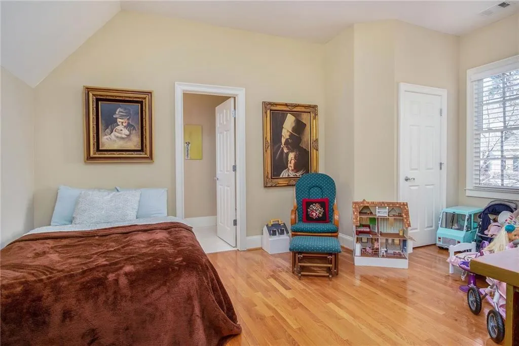 510 Trimble Lake Court, Sandy Springs, Georgia 30342, 5 Bedrooms Bedrooms, ,5 BathroomsBathrooms,Residential,Sold,510 Trimble Lake Court,6678550