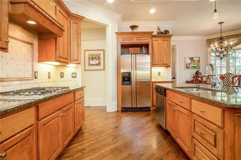 510 Trimble Lake Court, Sandy Springs, Georgia 30342, 5 Bedrooms Bedrooms, ,5 BathroomsBathrooms,Residential,Sold,510 Trimble Lake Court,6678550