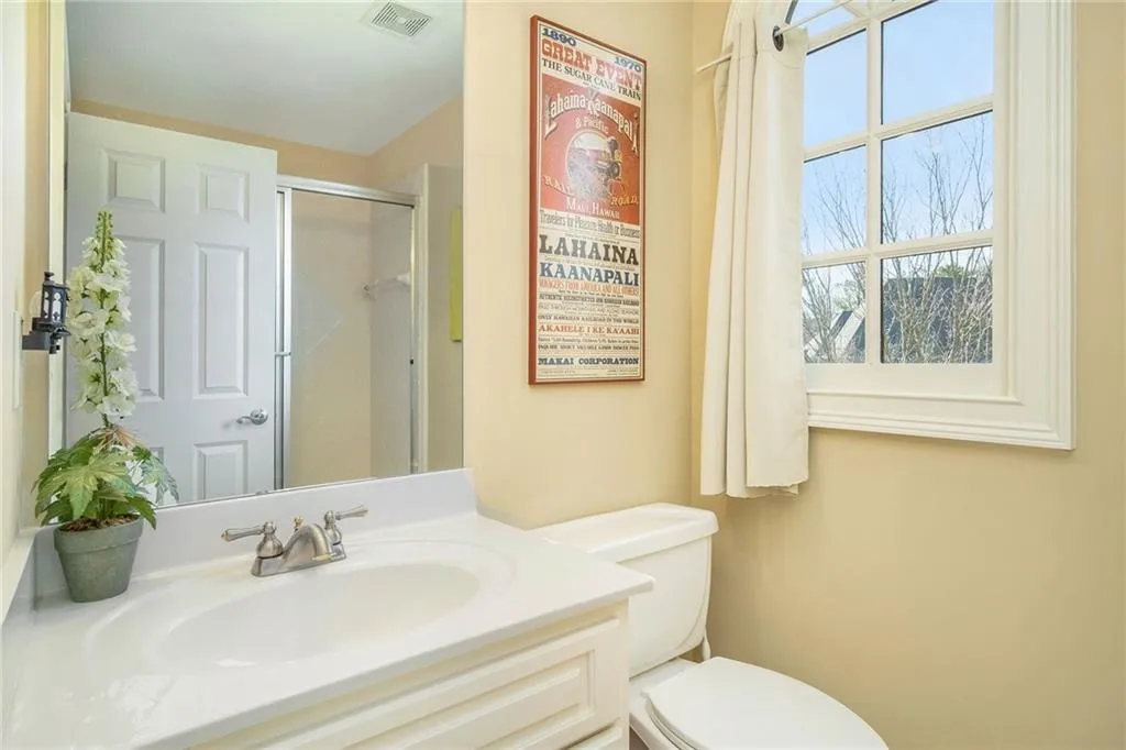 510 Trimble Lake Court, Sandy Springs, Georgia 30342, 5 Bedrooms Bedrooms, ,5 BathroomsBathrooms,Residential,Sold,510 Trimble Lake Court,6678550