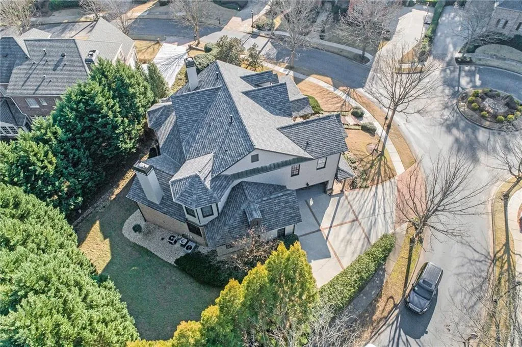 510 Trimble Lake Court, Sandy Springs, Georgia 30342, 5 Bedrooms Bedrooms, ,5 BathroomsBathrooms,Residential,Sold,510 Trimble Lake Court,6678550