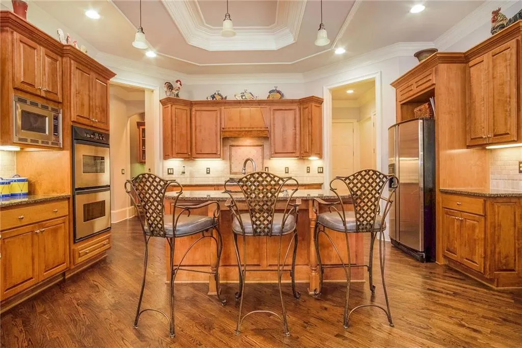 510 Trimble Lake Court, Sandy Springs, Georgia 30342, 5 Bedrooms Bedrooms, ,5 BathroomsBathrooms,Residential,Sold,510 Trimble Lake Court,6678550