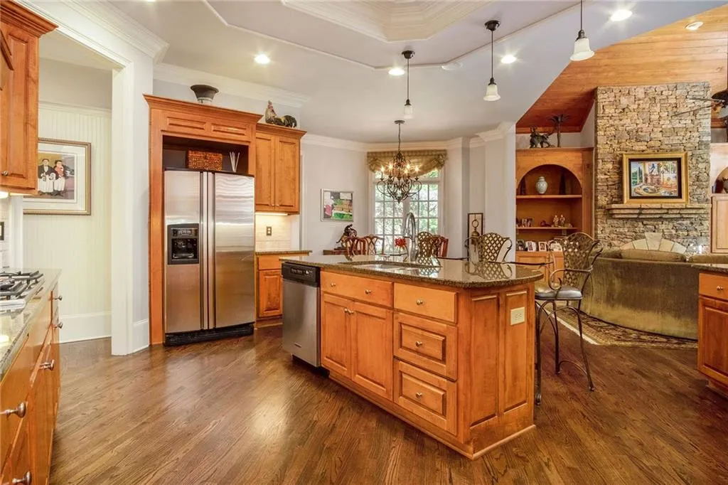 510 Trimble Lake Court, Sandy Springs, Georgia 30342, 5 Bedrooms Bedrooms, ,5 BathroomsBathrooms,Residential,Sold,510 Trimble Lake Court,6678550