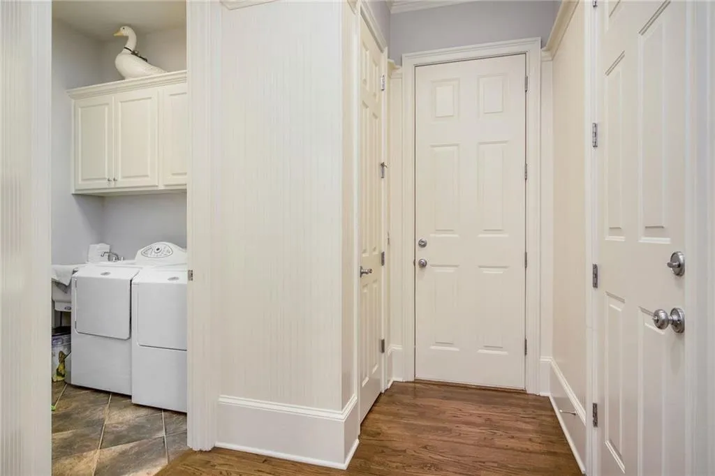 510 Trimble Lake Court, Sandy Springs, Georgia 30342, 5 Bedrooms Bedrooms, ,5 BathroomsBathrooms,Residential,Sold,510 Trimble Lake Court,6678550