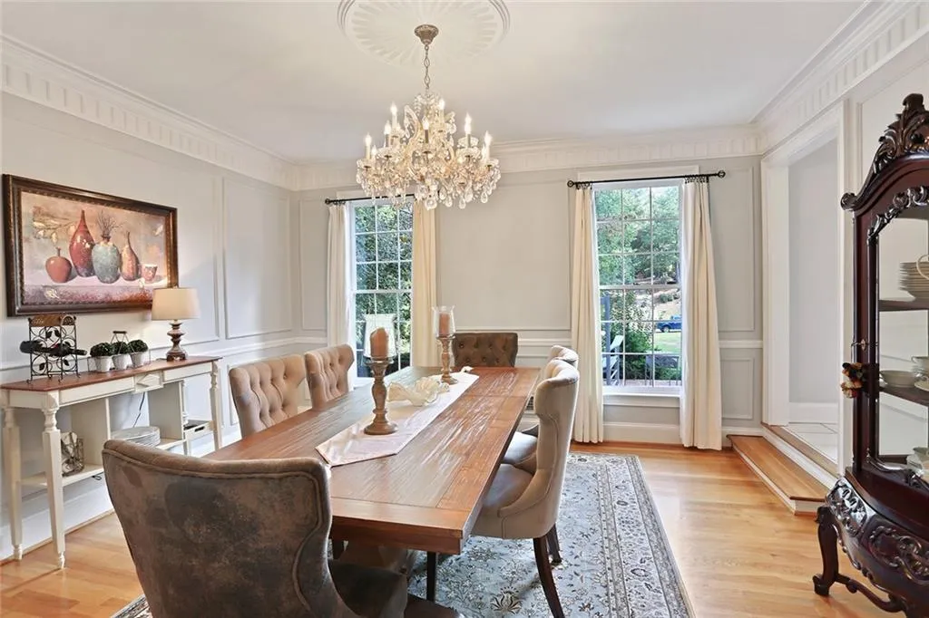 1475 Masters Club Drive, Sandy Springs, Georgia 30350, 6 Bedrooms Bedrooms, ,4 BathroomsBathrooms,Residential,Sold,1475 Masters Club Drive,6080388