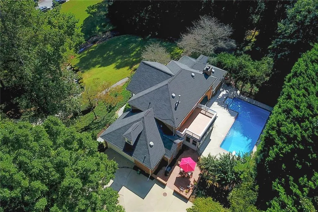1475 Masters Club Drive, Sandy Springs, Georgia 30350, 6 Bedrooms Bedrooms, ,4 BathroomsBathrooms,Residential,Sold,1475 Masters Club Drive,6080388