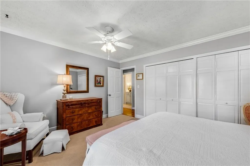 423 The North Chace, Sandy Springs, Georgia 30328, 4 Bedrooms Bedrooms, ,3 BathroomsBathrooms,Residential,Sold,423 The North Chace,7139520