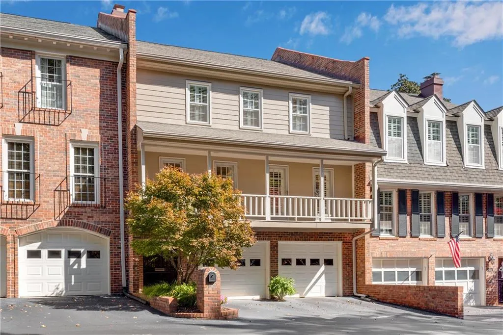 423 The North Chace, Sandy Springs, Georgia 30328, 4 Bedrooms Bedrooms, ,3 BathroomsBathrooms,Residential,Sold,423 The North Chace,7139520