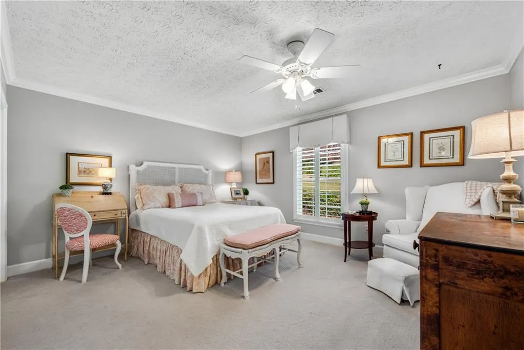 423 The North Chace, Sandy Springs, Georgia 30328, 4 Bedrooms Bedrooms, ,3 BathroomsBathrooms,Residential,Sold,423 The North Chace,7139520