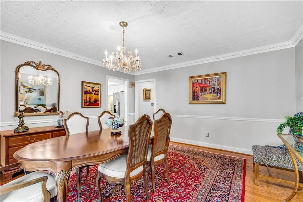 423 The North Chace, Sandy Springs, Georgia 30328, 4 Bedrooms Bedrooms, ,3 BathroomsBathrooms,Residential,Sold,423 The North Chace,7139520