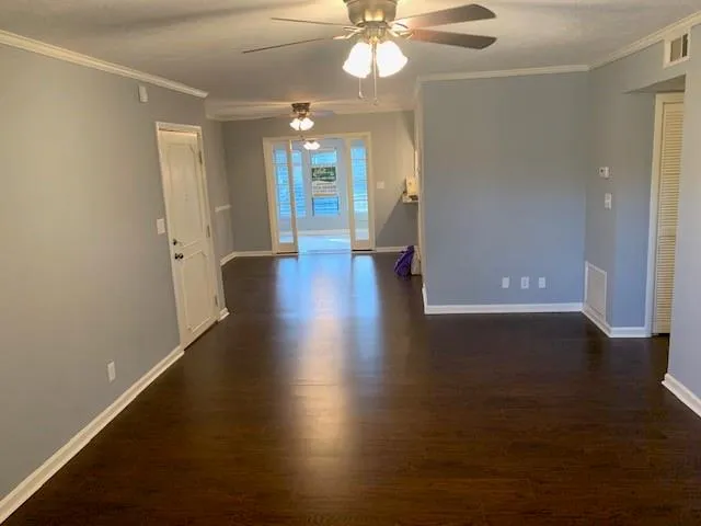 6700 Roswell Road Unit 1d, Sandy Springs, Georgia 30328, 3 Bedrooms Bedrooms, ,2 BathroomsBathrooms,Residential,Sold,6700 Roswell Road Unit 1d,6601616
