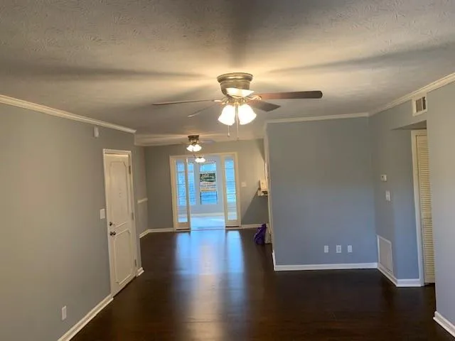 6700 Roswell Road Unit 1d, Sandy Springs, Georgia 30328, 3 Bedrooms Bedrooms, ,2 BathroomsBathrooms,Residential,Sold,6700 Roswell Road Unit 1d,6601616