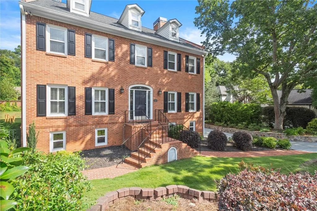 100 Barnard Place, Atlanta, Georgia 30328, 6 Bedrooms Bedrooms, ,4 BathroomsBathrooms,Residential,For Sale,100 Barnard Place,7617942