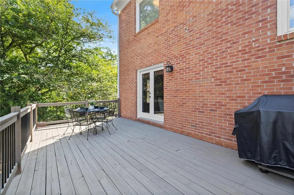 100 Barnard Place, Atlanta, Georgia 30328, 6 Bedrooms Bedrooms, ,4 BathroomsBathrooms,Residential,For Sale,100 Barnard Place,7617942