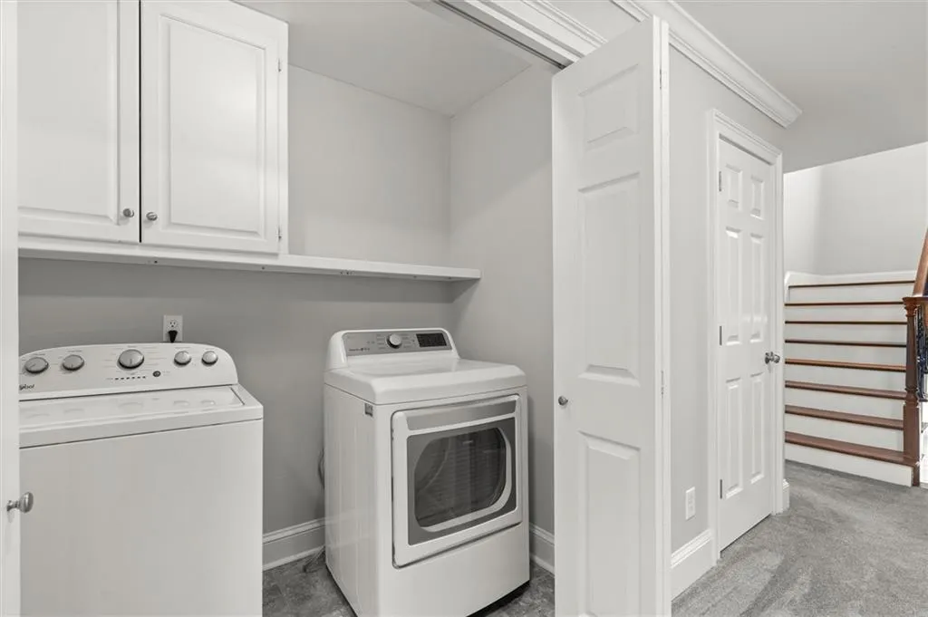100 Barnard Place, Atlanta, Georgia 30328, 6 Bedrooms Bedrooms, ,4 BathroomsBathrooms,Residential,For Sale,100 Barnard Place,7617942