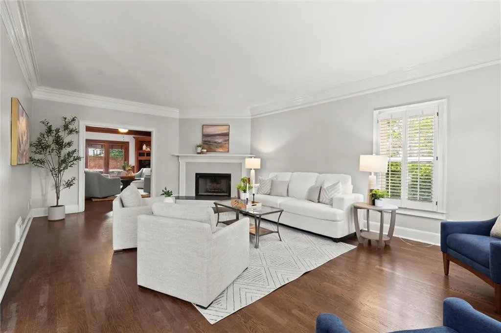 100 Barnard Place, Atlanta, Georgia 30328, 6 Bedrooms Bedrooms, ,4 BathroomsBathrooms,Residential,For Sale,100 Barnard Place,7617942