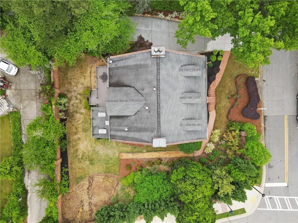 100 Barnard Place, Atlanta, Georgia 30328, 6 Bedrooms Bedrooms, ,4 BathroomsBathrooms,Residential,For Sale,100 Barnard Place,7617942
