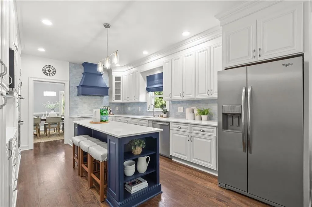 100 Barnard Place, Atlanta, Georgia 30328, 6 Bedrooms Bedrooms, ,4 BathroomsBathrooms,Residential,For Sale,100 Barnard Place,7617942