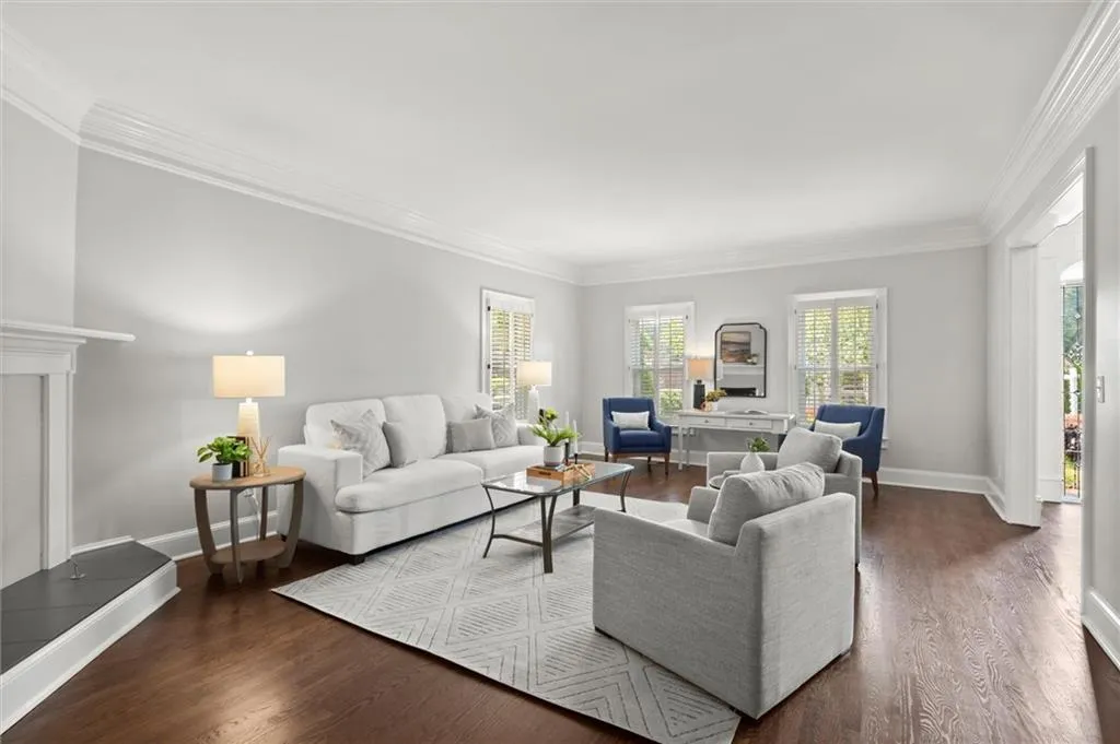 100 Barnard Place, Atlanta, Georgia 30328, 6 Bedrooms Bedrooms, ,4 BathroomsBathrooms,Residential,For Sale,100 Barnard Place,7617942