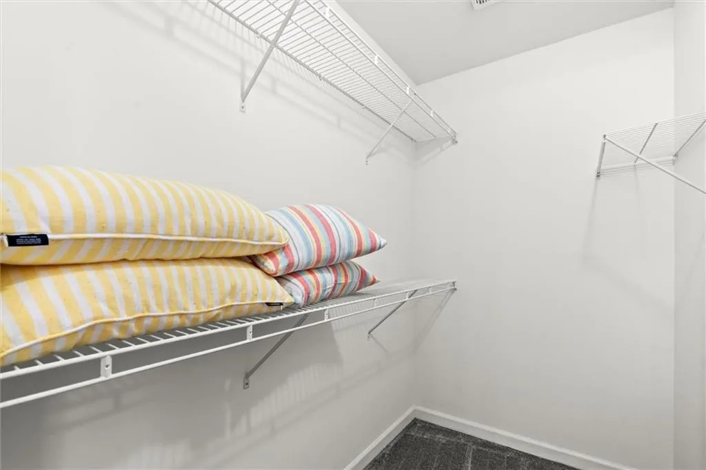 walk in closet