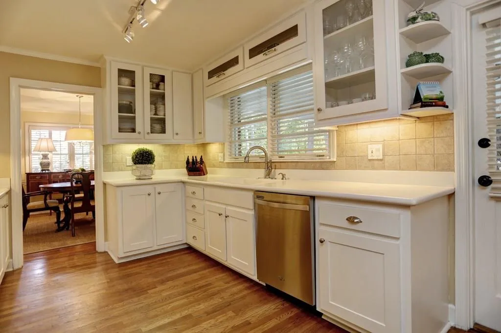 50 Landsdowne Drive, Atlanta, Georgia 30328, 3 Bedrooms Bedrooms, ,2 BathroomsBathrooms,Residential,Sold,50 Landsdowne Drive,5915249 50 Landsdowne Drive, Atlanta, Georgia 30328, 3 Bedrooms Bedrooms, ,2 BathroomsBathrooms,Residential,Sold,50 Landsdowne Drive,5915249