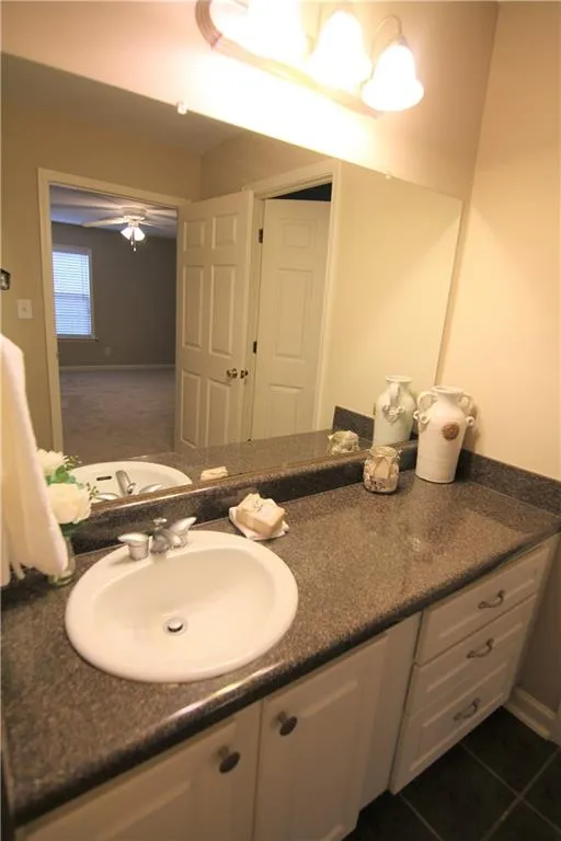 502 Brighton Point Unit 502, Sandy Springs, Georgia 30328, 3 Bedrooms Bedrooms, ,2 BathroomsBathrooms,Residential,Sold,502 Brighton Point Unit 502,5792059