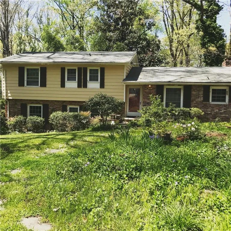 67 Angus Trail, Sandy Springs, Georgia 30328, 3 Bedrooms Bedrooms, ,2 BathroomsBathrooms,Residential,Sold,67 Angus Trail,6008597