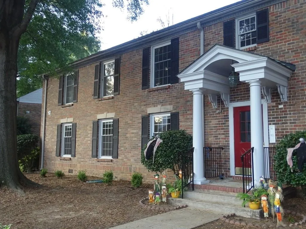 6700 Roswell Road Unit 12a, Atlanta, Georgia 30328, 3 Bedrooms Bedrooms, ,2 BathroomsBathrooms,Residential,Sold,6700 Roswell Road Unit 12a,6090065