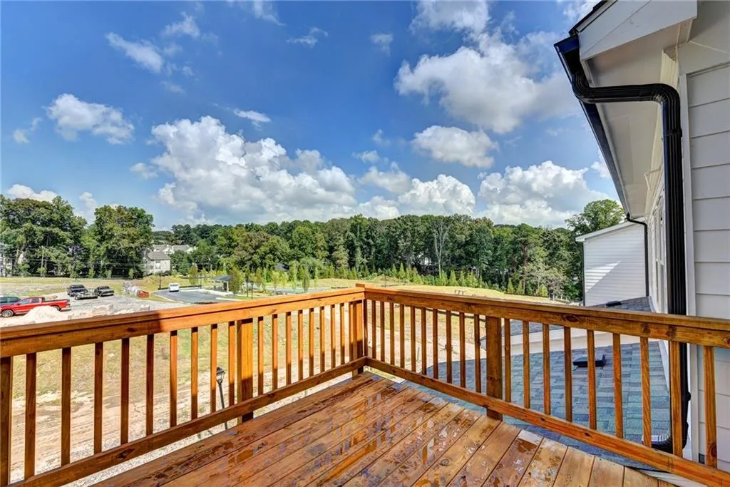 4269 Deming Circle, Atlanta, Georgia 30342, 3 Bedrooms Bedrooms, ,3 BathroomsBathrooms,Residential,Sold,4269 Deming Circle,5984889