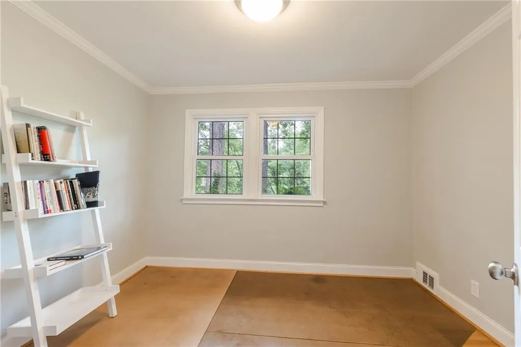 905 Starlight Drive, Sandy Springs, Georgia 30342, 4 Bedrooms Bedrooms, ,2 BathroomsBathrooms,Residential,Sold,905 Starlight Drive,6110883