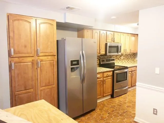 24 Willow Glen Unit 2, Sandy Springs, Georgia 30342, 3 Bedrooms Bedrooms, ,2 BathroomsBathrooms,Residential,Sold,24 Willow Glen Unit 2,6505683