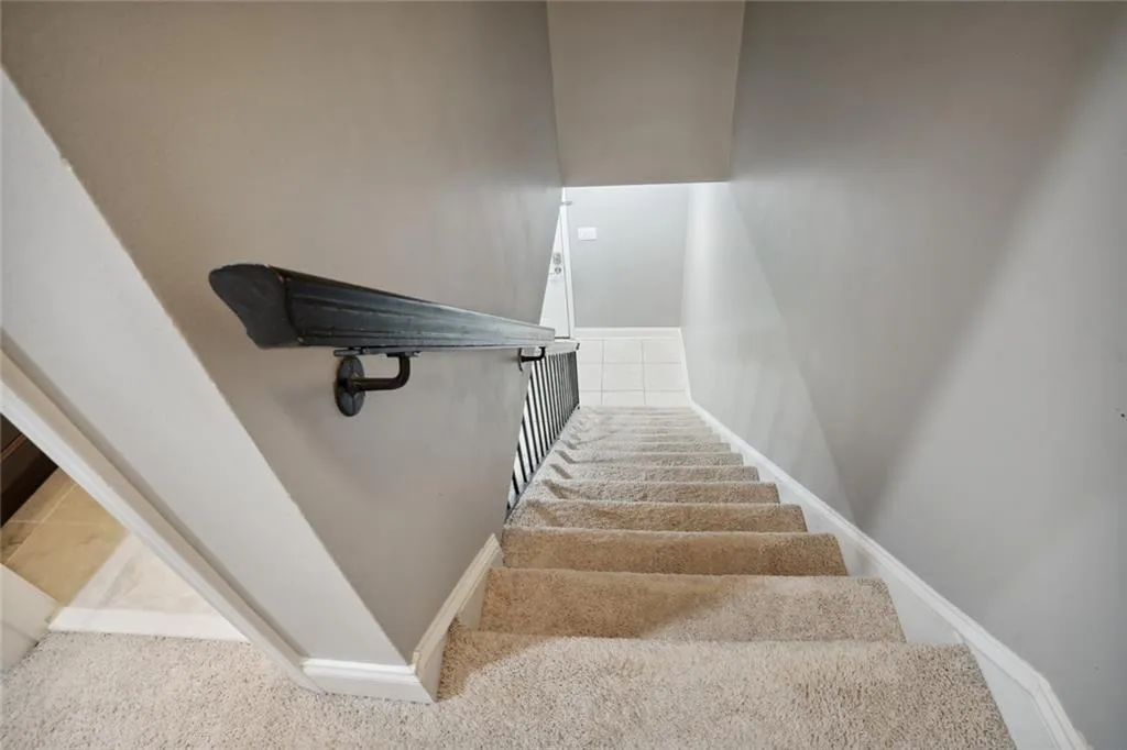 6980 Roswell Road #n6, Sandy Springs, Georgia 30328, 3 Bedrooms Bedrooms, ,2 BathroomsBathrooms,Residential,Sold,6980 Roswell Road #n6,7051543