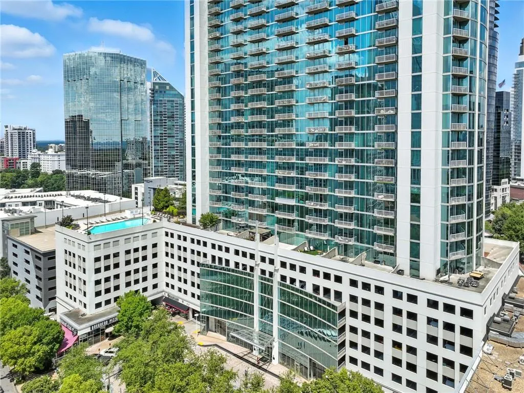 3324 Peachtree Road Unit 1712, Atlanta, Georgia 30326, 1 Bedroom Bedrooms, ,1 BathroomBathrooms,Residential,For Sale,3324 Peachtree Road Unit 1712,7642766