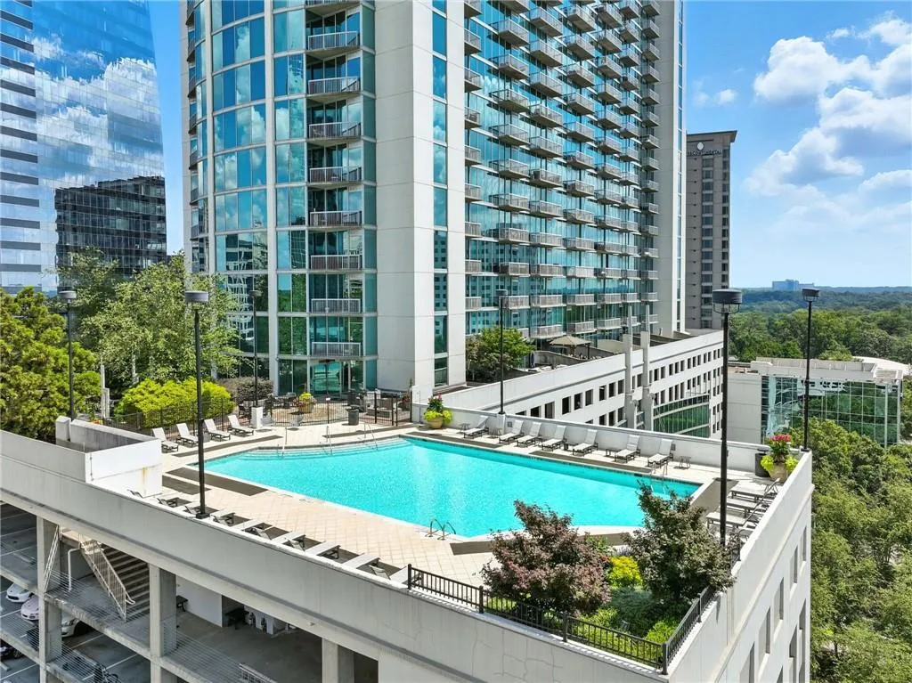 3324 Peachtree Road Unit 1712, Atlanta, Georgia 30326, 1 Bedroom Bedrooms, ,1 BathroomBathrooms,Residential,For Sale,3324 Peachtree Road Unit 1712,7642766