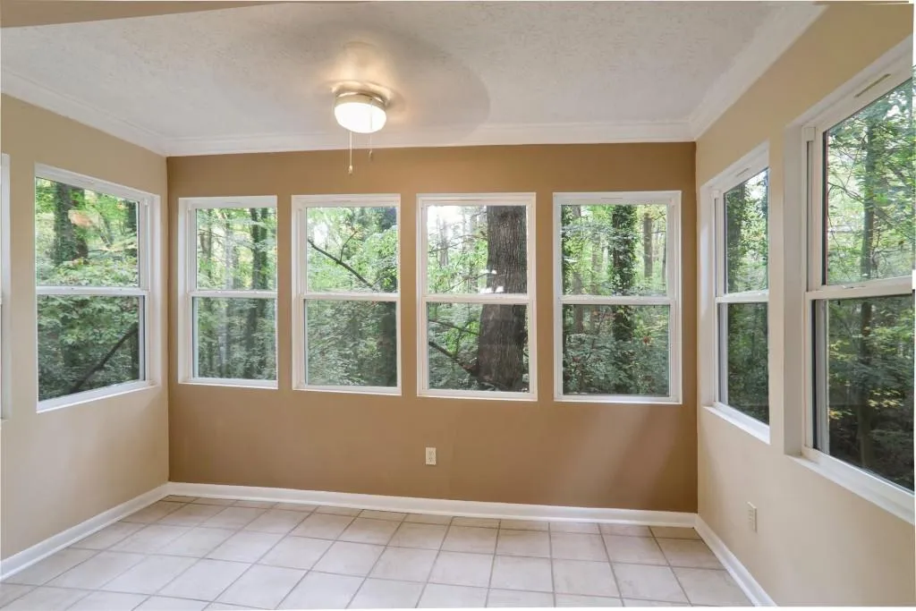 5141 Rosewell Road Unit 4, Atlanta, Georgia 30342, 2 Bedrooms Bedrooms, ,1 BathroomBathrooms,Residential,Sold,5141 Rosewell Road Unit 4,7485783