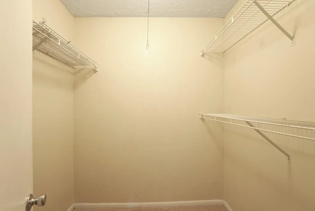 5141 Rosewell Road Unit 4, Atlanta, Georgia 30342, 2 Bedrooms Bedrooms, ,1 BathroomBathrooms,Residential,Sold,5141 Rosewell Road Unit 4,7485783