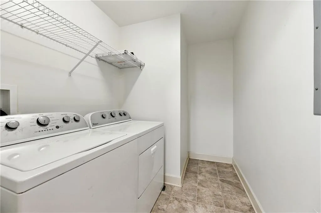 200 River Vista Drive Unit 120, Atlanta, Georgia 30339, 2 Bedrooms Bedrooms, 0 ,2 BathroomsBathrooms,Residential,For Sale,200 River Vista Drive Unit 120,7778621
