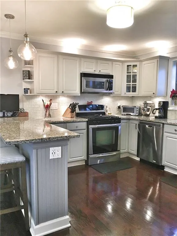 5400 Roswell Road Unit A2, Atlanta, Georgia 30342, 3 Bedrooms Bedrooms, ,1 BathroomBathrooms,Residential,Sold,5400 Roswell Road Unit A2,5854247