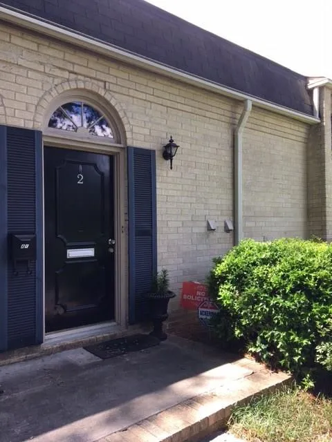 5400 Roswell Road Unit A2, Atlanta, Georgia 30342, 3 Bedrooms Bedrooms, ,1 BathroomBathrooms,Residential,Sold,5400 Roswell Road Unit A2,5854247