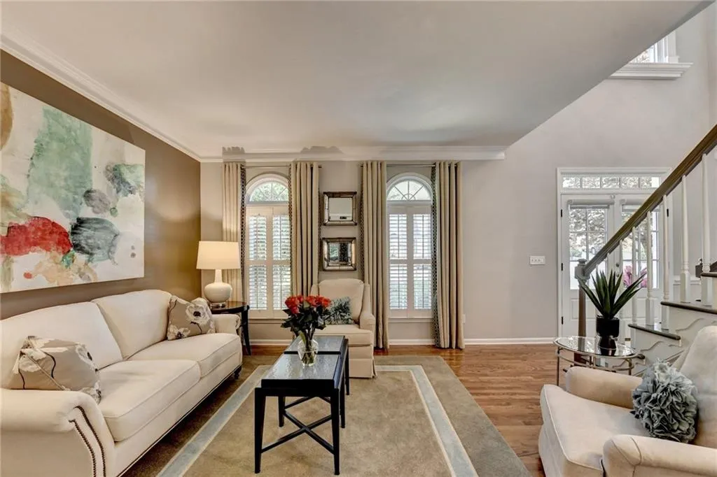 2947 Mitchell Cove Ne, Brookhaven, Georgia 30319, 3 Bedrooms Bedrooms, 0 ,2 BathroomsBathrooms,Residential,For Sale,2947 Mitchell Cove Ne,7756754