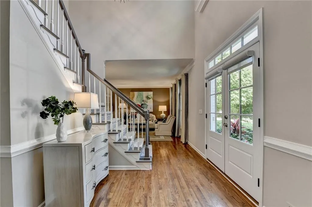 2947 Mitchell Cove Ne, Brookhaven, Georgia 30319, 3 Bedrooms Bedrooms, 0 ,2 BathroomsBathrooms,Residential,For Sale,2947 Mitchell Cove Ne,7756754