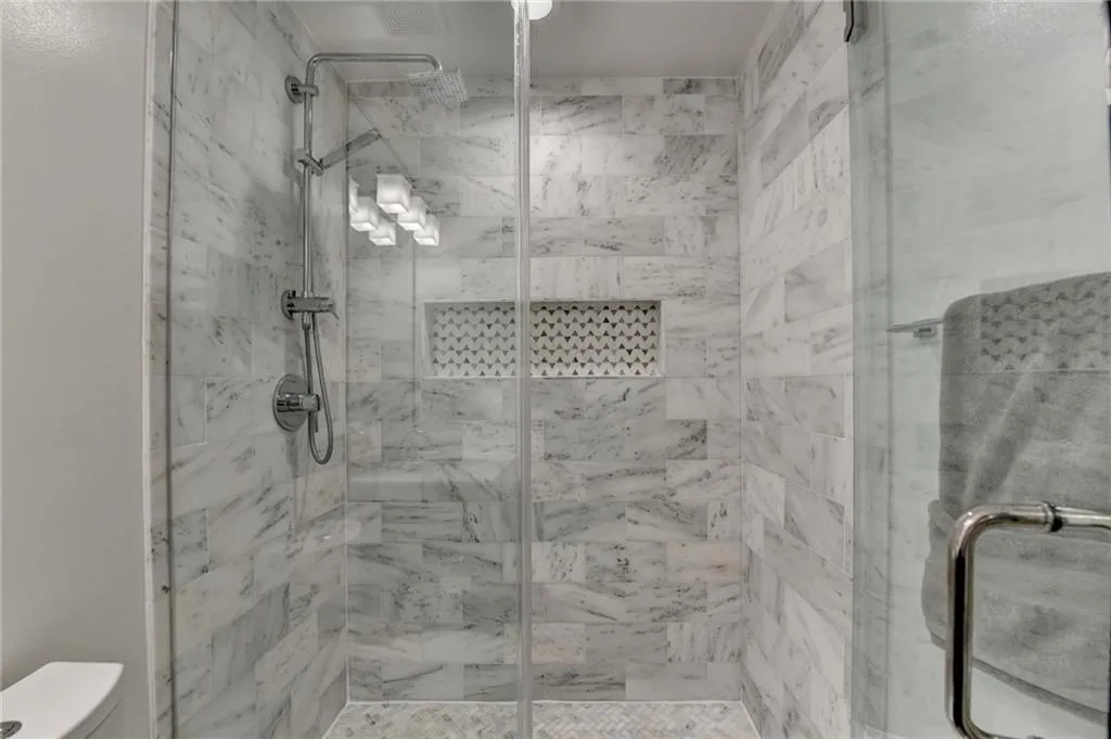 2947 Mitchell Cove Ne, Brookhaven, Georgia 30319, 3 Bedrooms Bedrooms, 0 ,2 BathroomsBathrooms,Residential,For Sale,2947 Mitchell Cove Ne,7756754