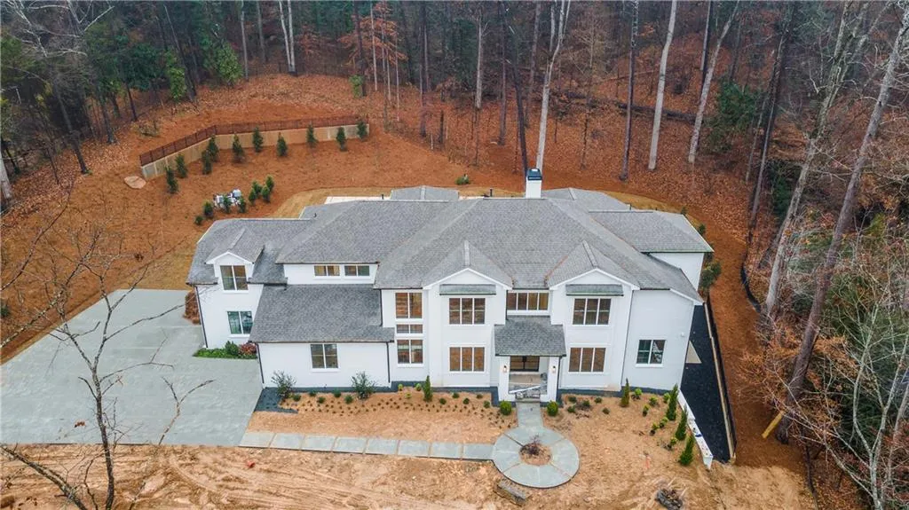 1113 Crest Valley Drive, Sandy Springs, Georgia 30327, 6 Bedrooms Bedrooms, ,7 BathroomsBathrooms,Residential,Sold,1113 Crest Valley Drive,6979158