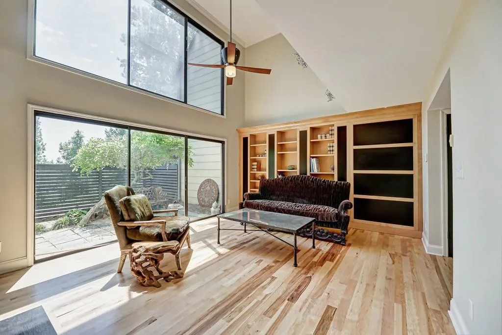 85 Forrest Place, Sandy Springs, Georgia 30328, 3 Bedrooms Bedrooms, ,2 BathroomsBathrooms,Residential,Sold,85 Forrest Place,6871666